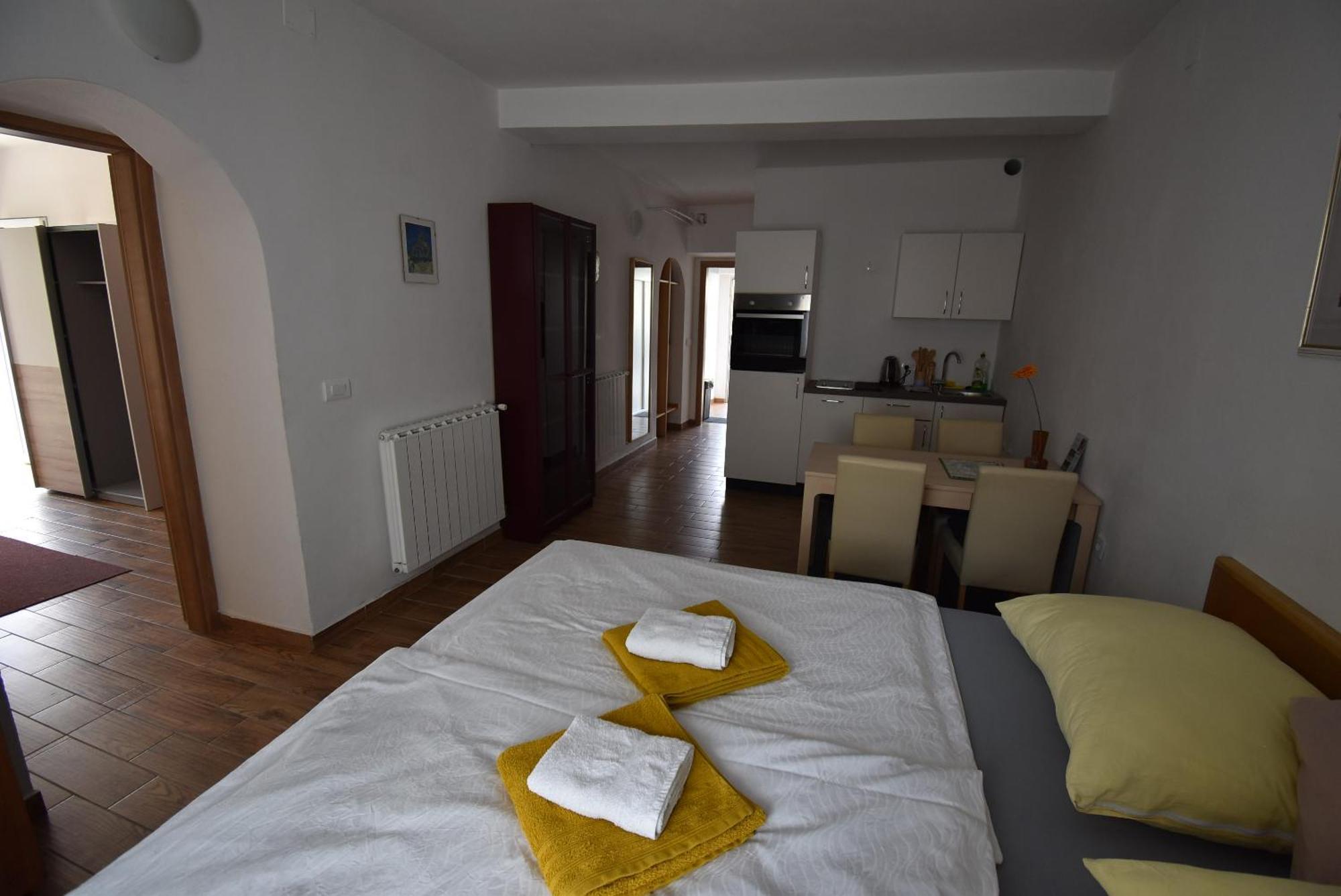Apartments Free Alps, Massage & Wine Bovec Luaran gambar
