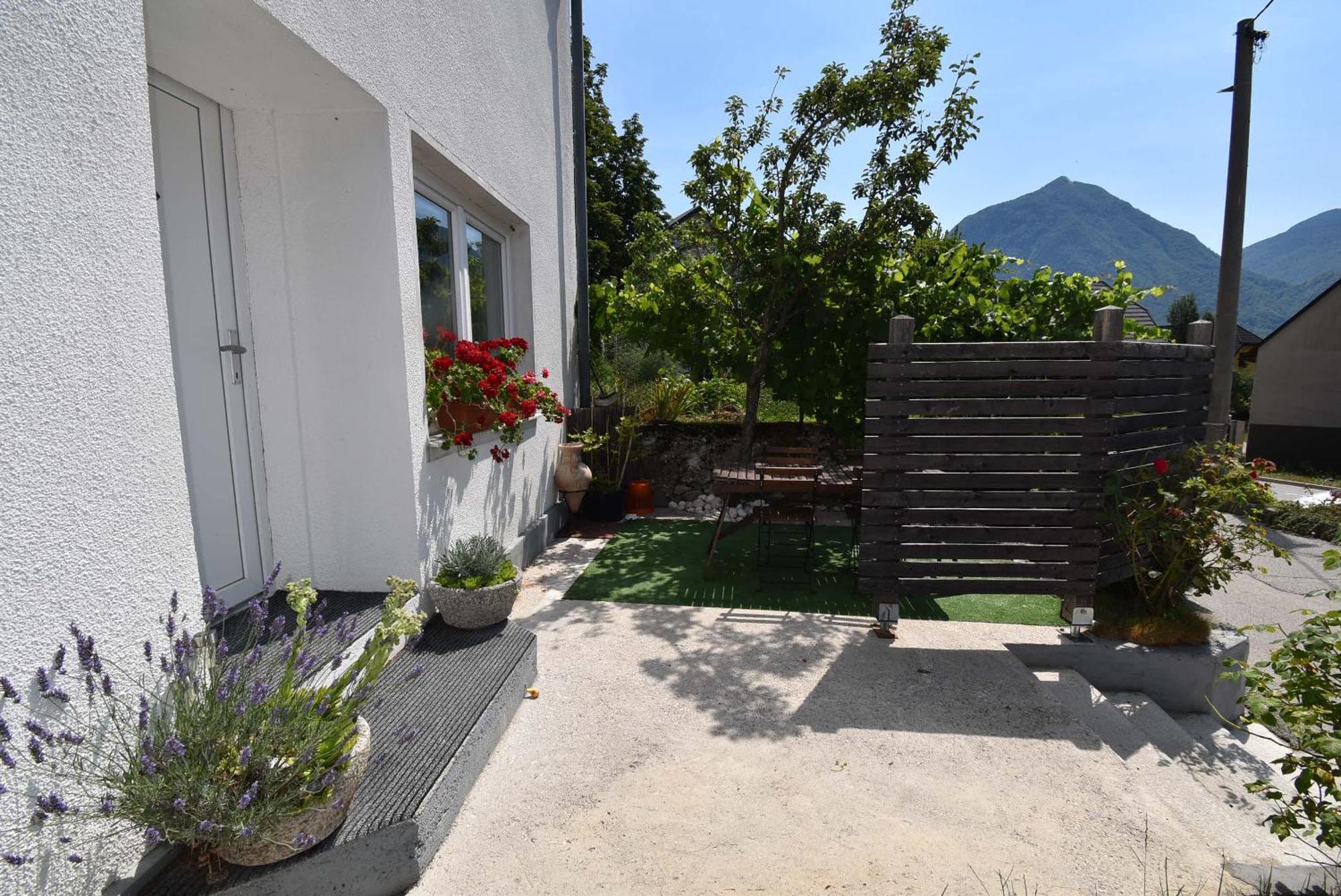 Apartments Free Alps, Massage & Wine Bovec Luaran gambar